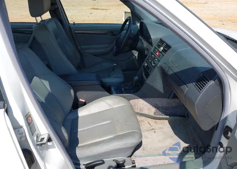 1999 Mercedes-Benz C 230 Kompressor z USA, uszkodzony, nr VIN WDBHA24G3XA806260